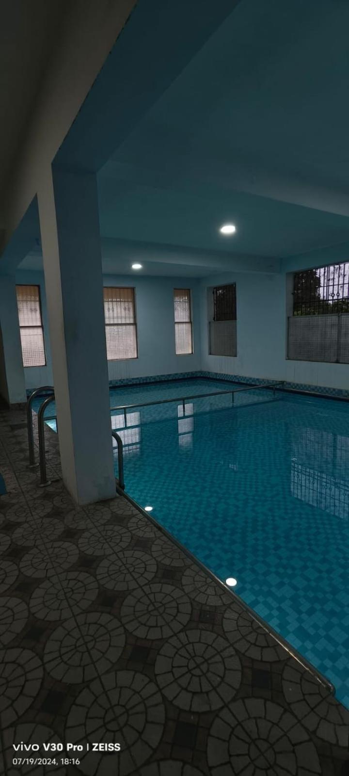 The Lake Farm House Villa Chennai Exterior photo